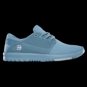 Brand new Etnies shoes
